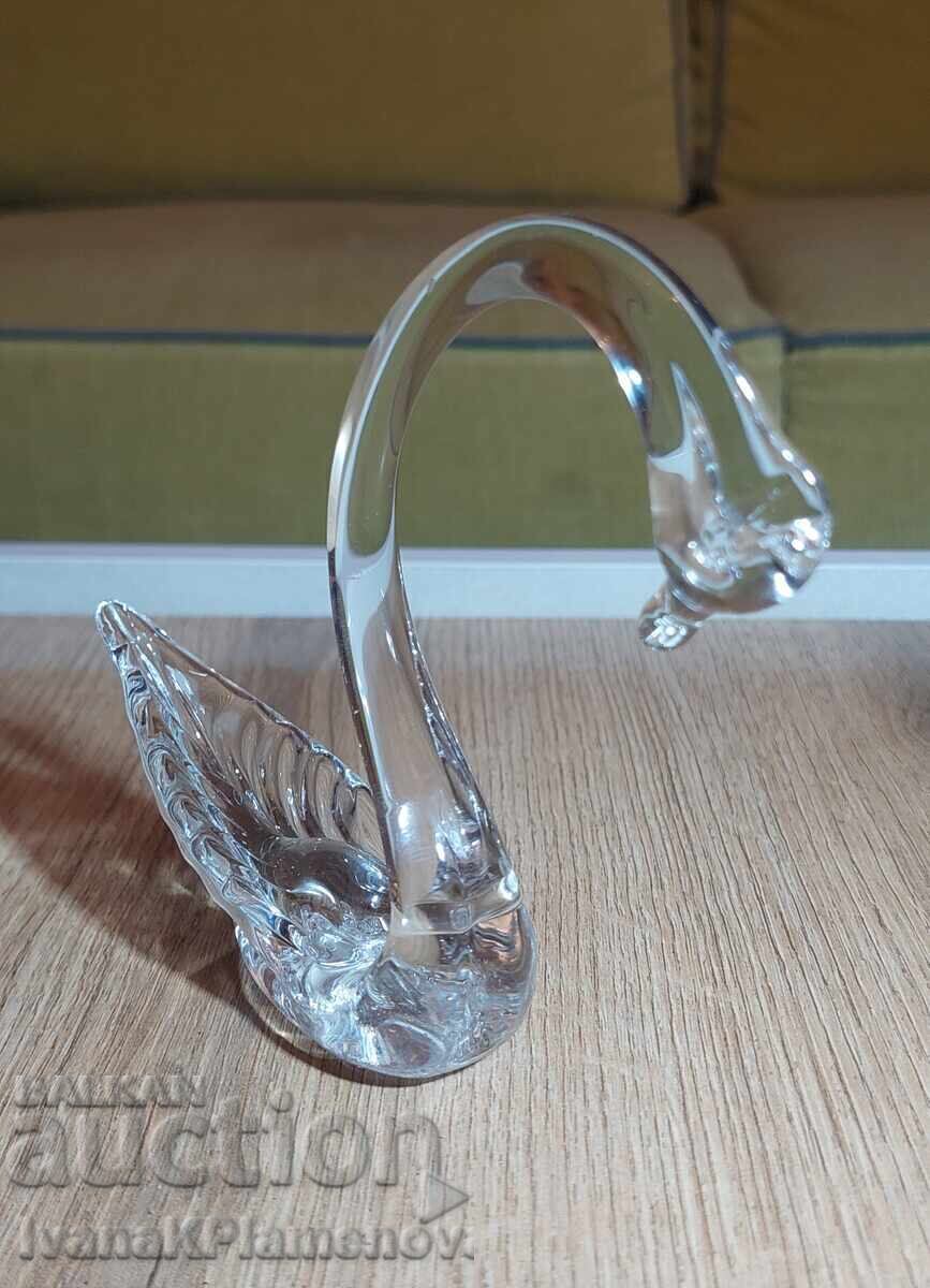 Figurină din sticlă pentru colecționari cu preț 24.00 BGN | € 12.27 Figurină din sticlă pentru colecționari cu preț 24.00 BGN | € 12.27