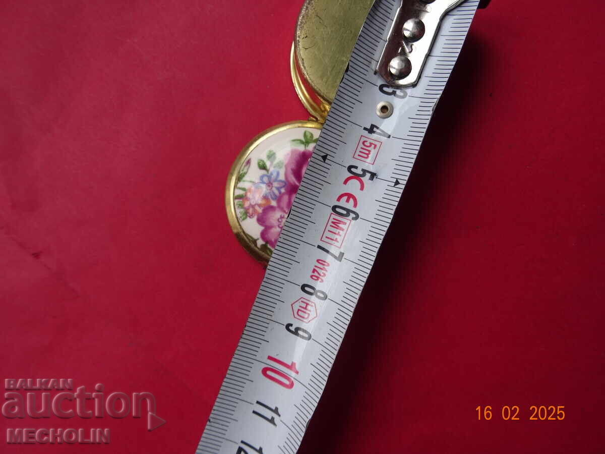 СТАРА МЕТАЛНА КУТИЯ - 5