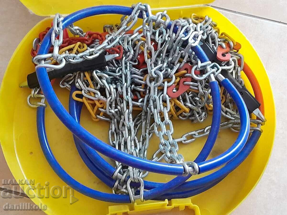 *$*Y*$* CAR CHAINS - NEW, UNUSED *$*Y*$* - 5