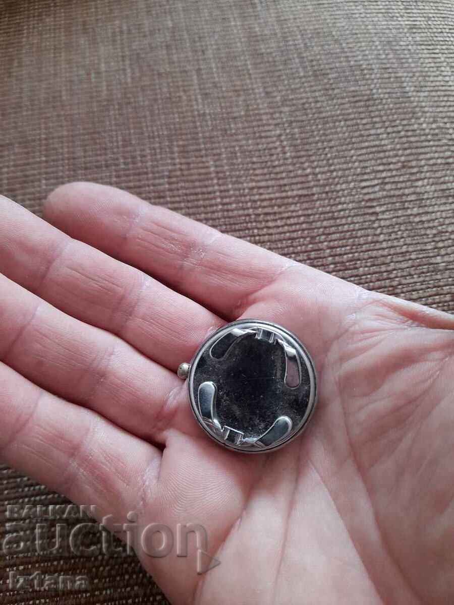 Auction Old Coryn clock Auction Old Coryn clock