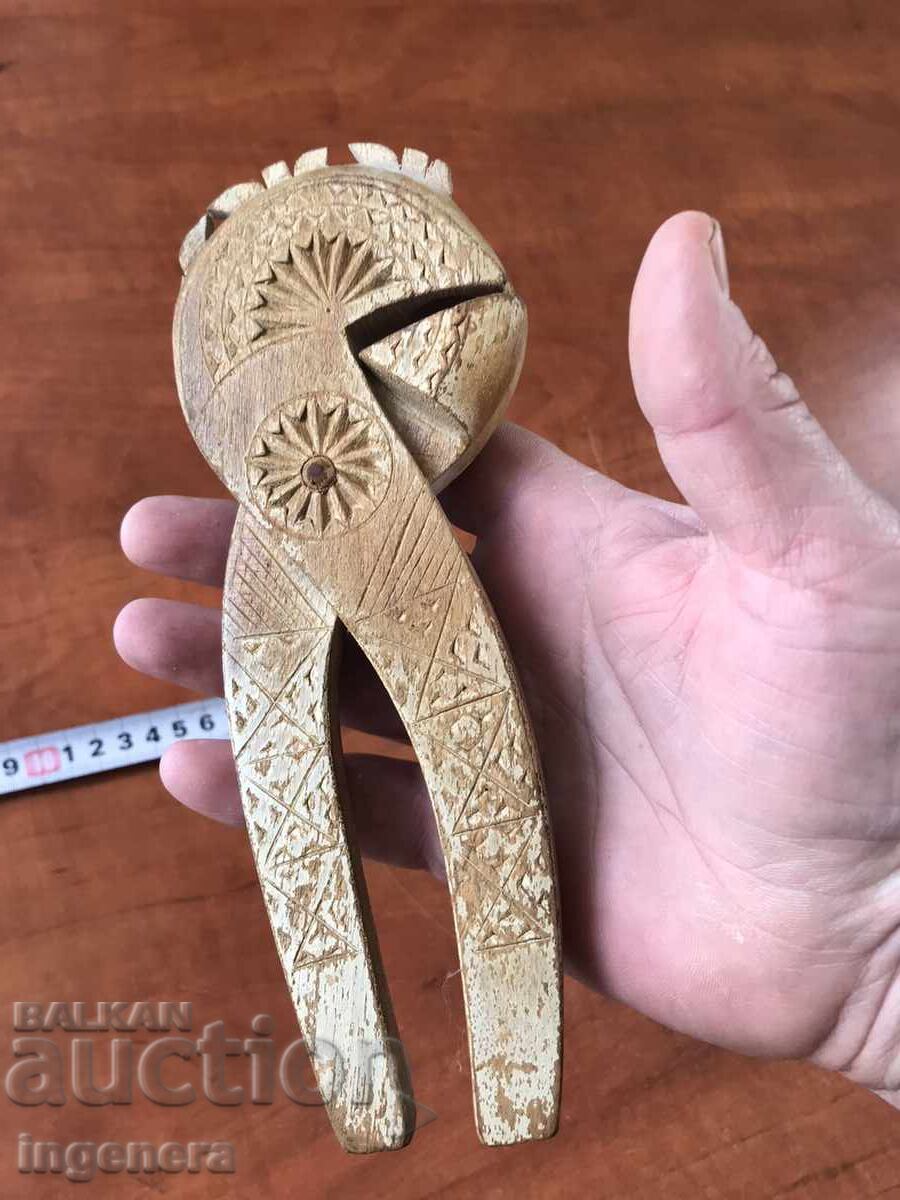 NUT CRUSHER NUT CRUSHER WOOD CARVING ANTIQUE TOOL. - 5