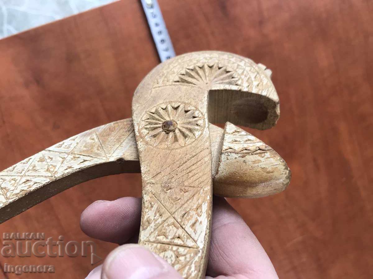 NUT CRUSHER NUT CRUSHER WOOD CARVING ANTIQUE TOOL. - 6
