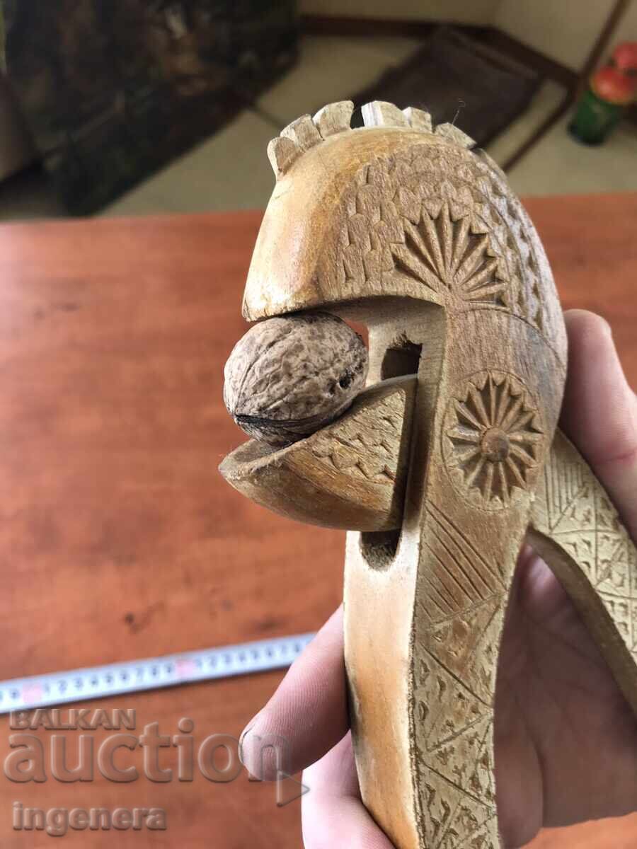 NUT CRUSHER NUT CRUSHER WOOD CARVING ANTIQUE TOOL. - 7