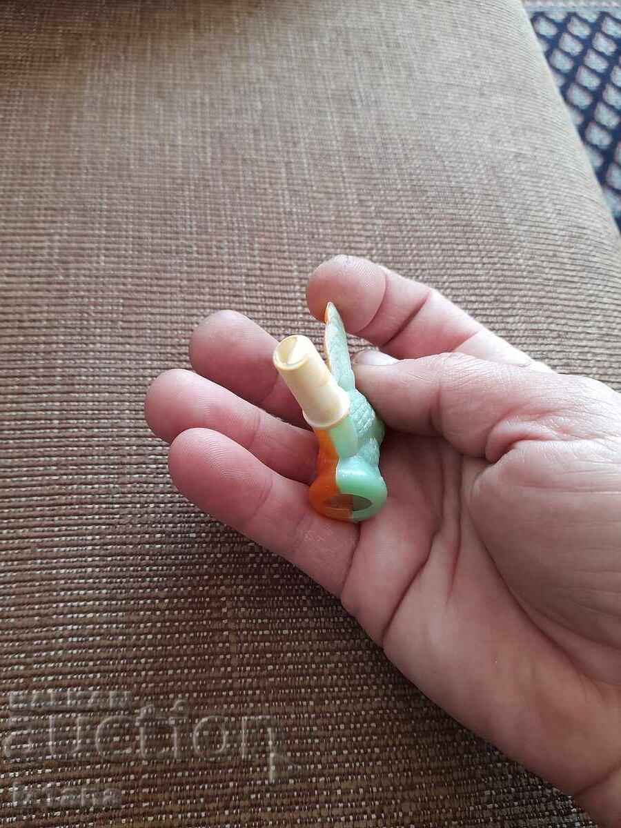 Delivery of An old children's whistle