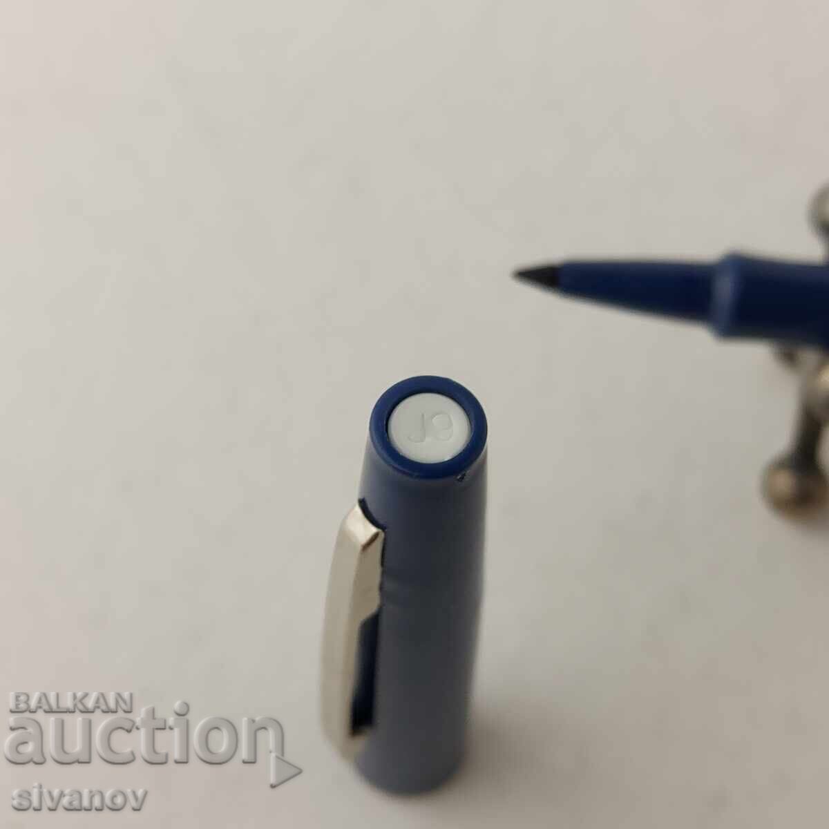 Delivery of Interesting old pen Grinta #5779