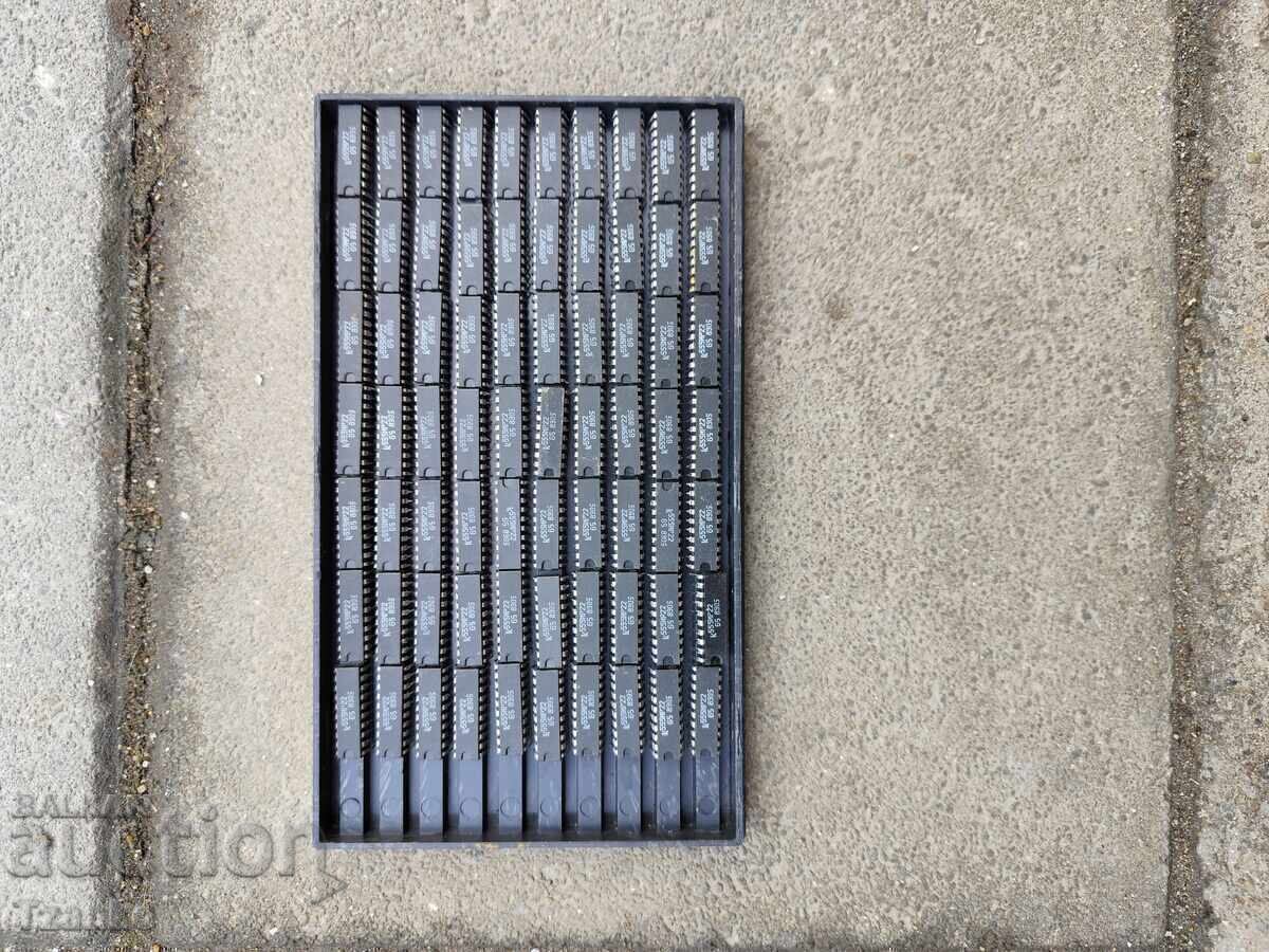 Ολοκληρωμένο κύκλωμα K555IR22 με τιμή 15.00 BGN | € 7.67 Ολοκληρωμένο κύκλωμα K555IR22 με τιμή 15.00 BGN | € 7.67