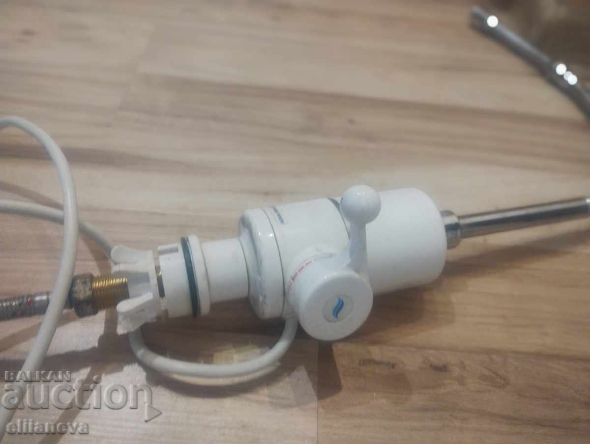 Delivery of Battery Water Heater Delivery of Battery Water Heater