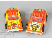 JUNIOR 2 Old metal toy carts