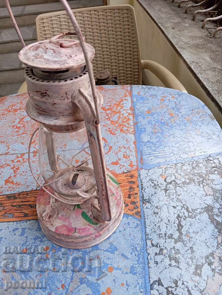 Auction Old lantern, hand painted Auction Old lantern, hand painted