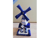 Figura Windmill Delft Blue Holland pictată manual