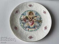 Красива чиния ROYAL DOULTON