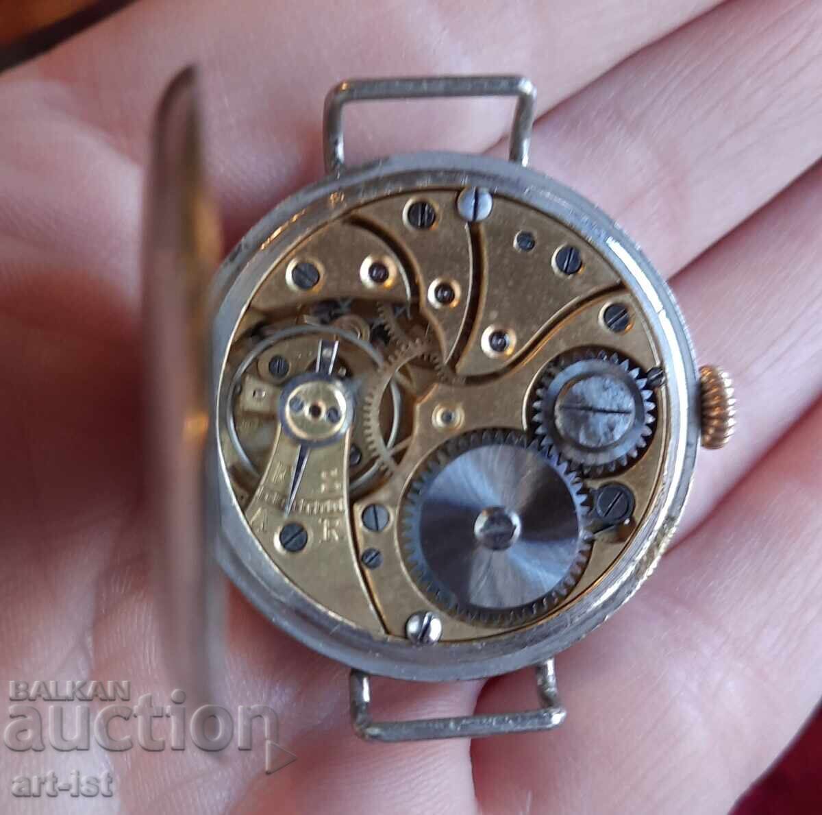 Manual Trench/watch/ with price 300.00 BGN | € 153.39 Manual Trench/watch/ with price 300.00 BGN | € 153.39