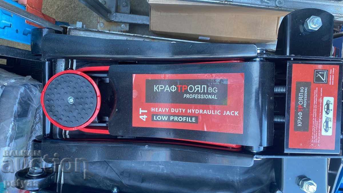 Livrarea Cric KraftRoyal cu profil redus de 4 tone cu două pompe Livrarea Cric KraftRoyal cu profil redus de 4 tone cu două pompe