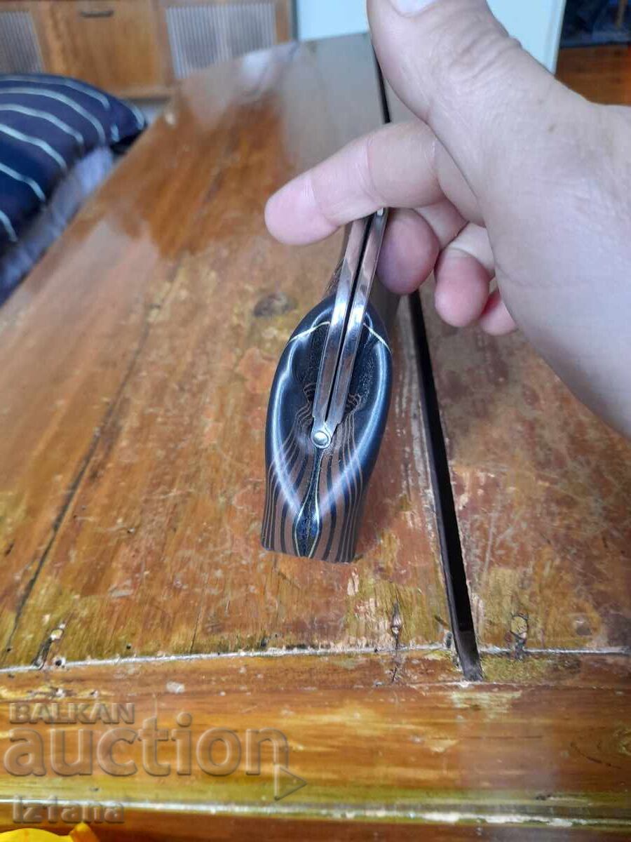 Delivery of Old lady's purse Delivery of Old lady's purse