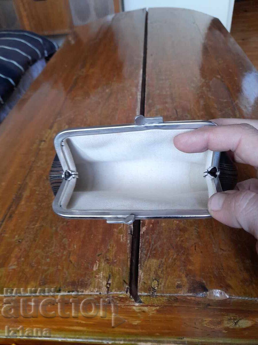 Old lady's purse - 6 Old lady's purse - 6