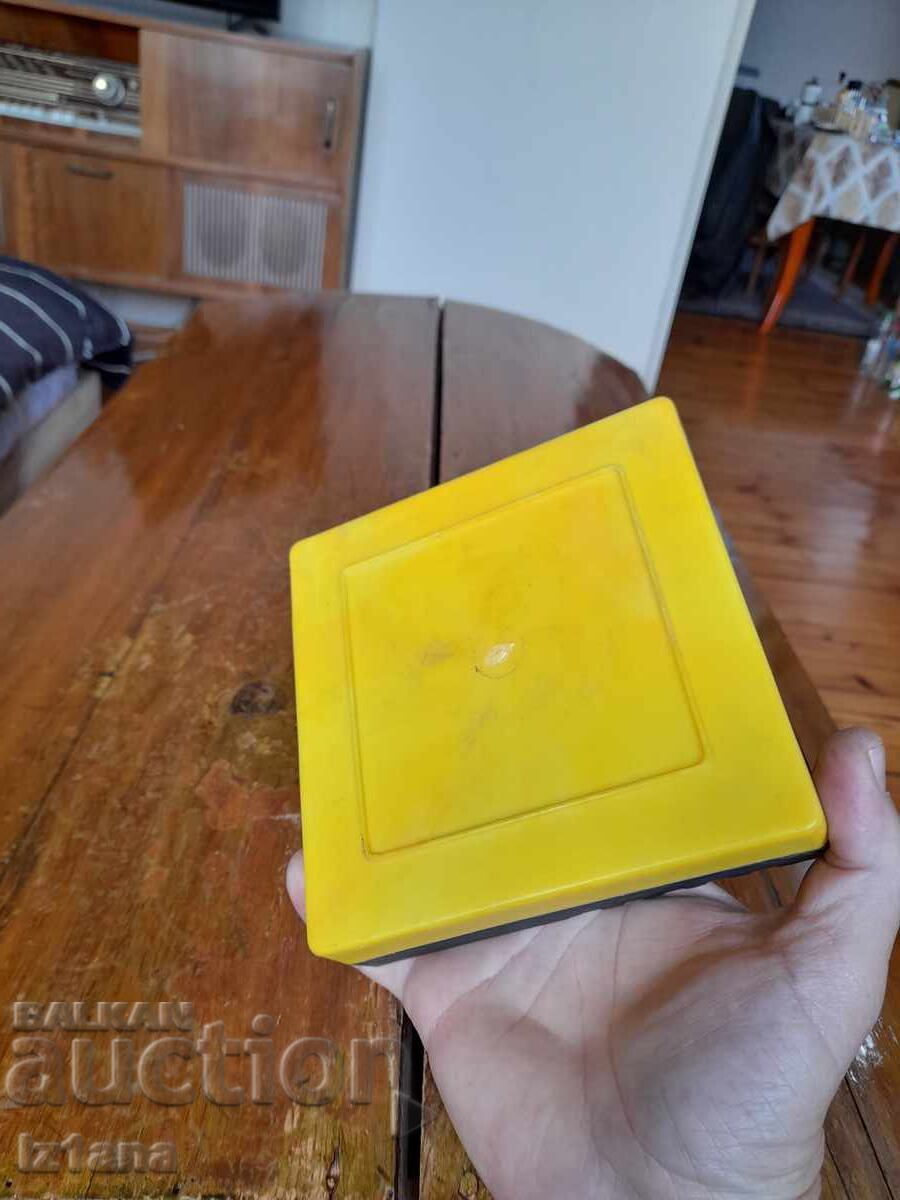 Delivery of Old ashtray Marishka Pool Complex Dimitrovgrad Delivery of Old ashtray Marishka Pool Complex Dimitrovgrad