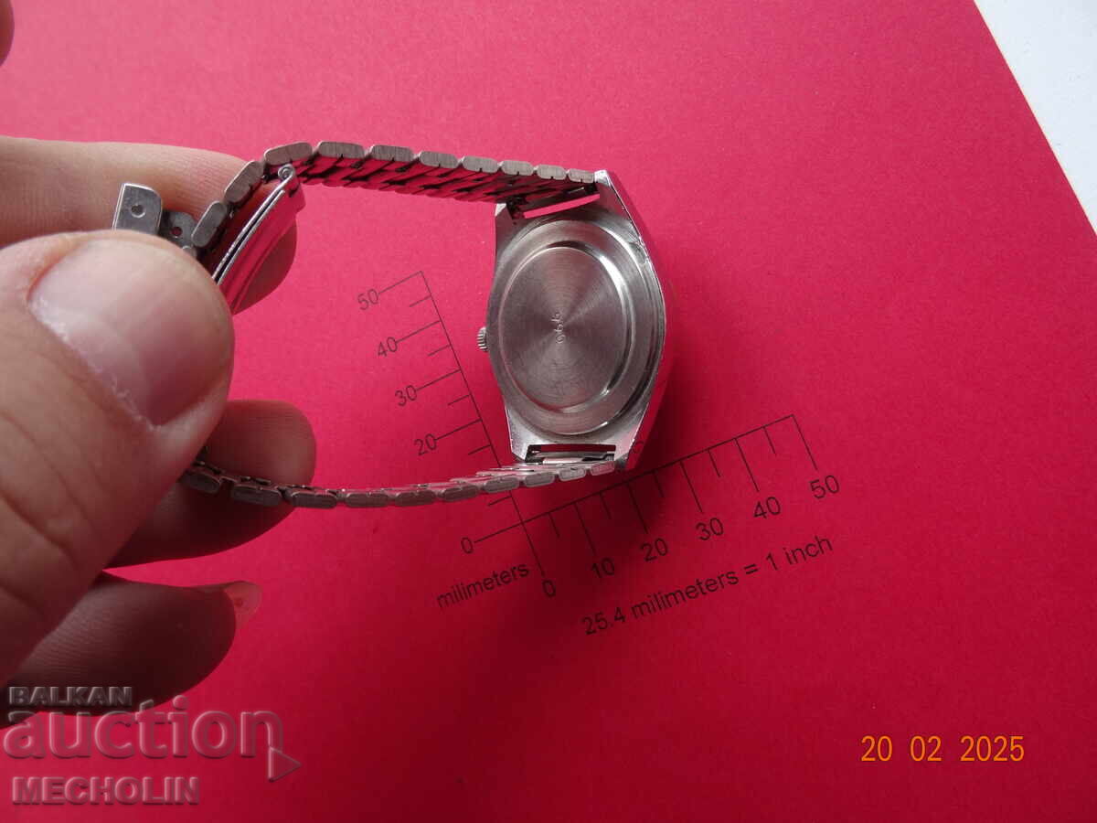 Доставка на руски КОЛЕКЦИОНЕРСКИ   ЧАСОВНИК  РАКЕТА