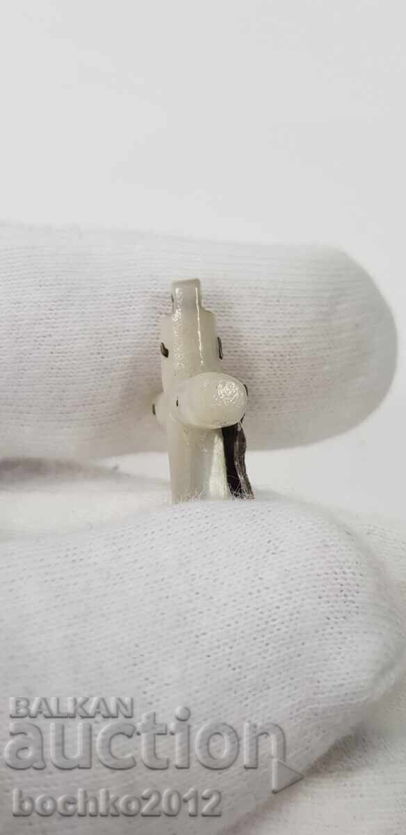 Delivery of Collectible old mother-of-pearl cross Jesus Christ 20th century Delivery of Collectible old mother-of-pearl cross Jesus Christ 20th century