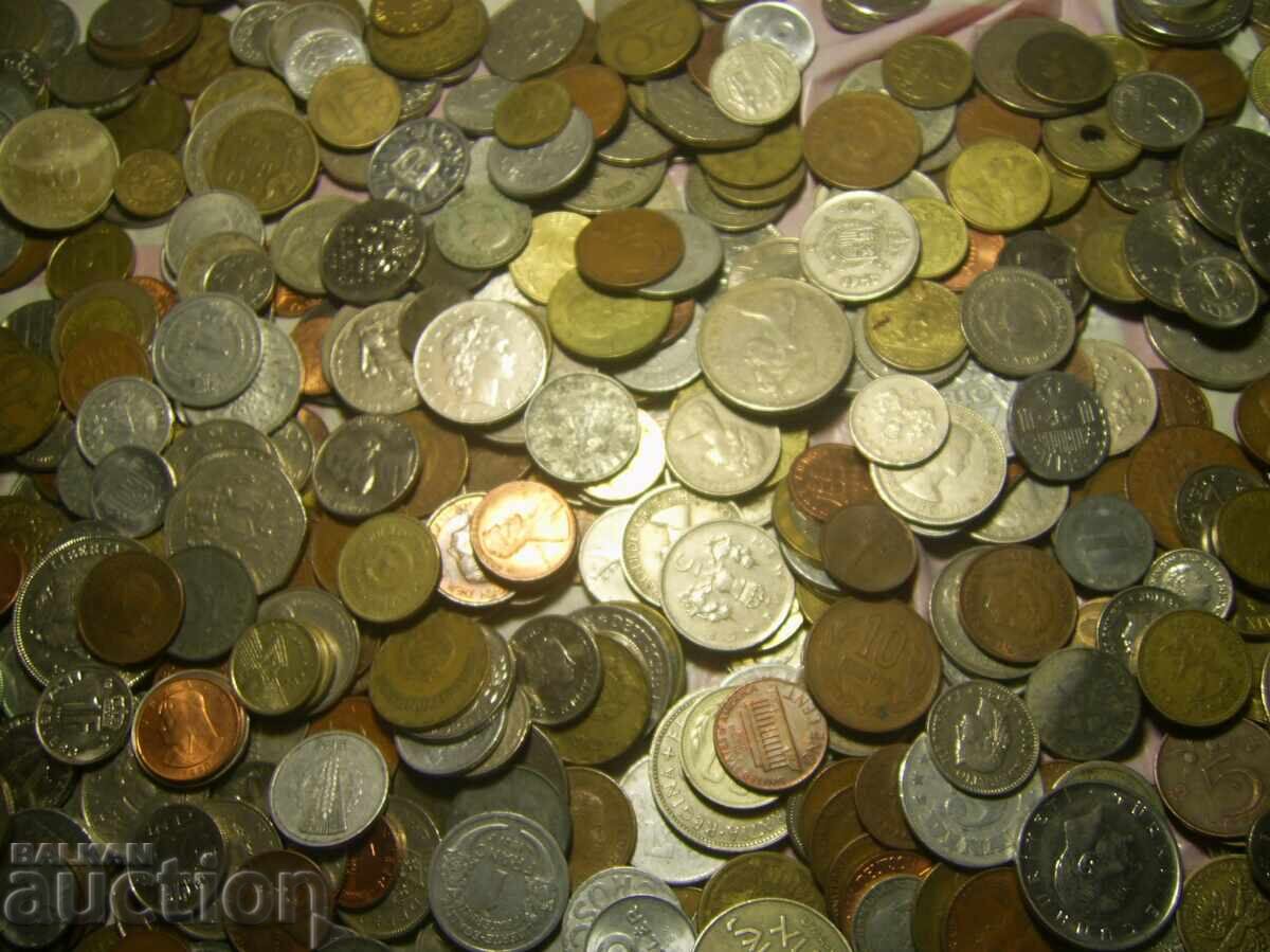Auction Megalot 1000 coins 3.67 kg large lot Auction Megalot 1000 coins 3.67 kg large lot