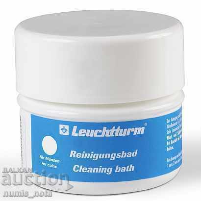 Leuchtturm coin cleaning solution 200 ml. station wagon Leuchtturm coin cleaning solution 200 ml. station wagon