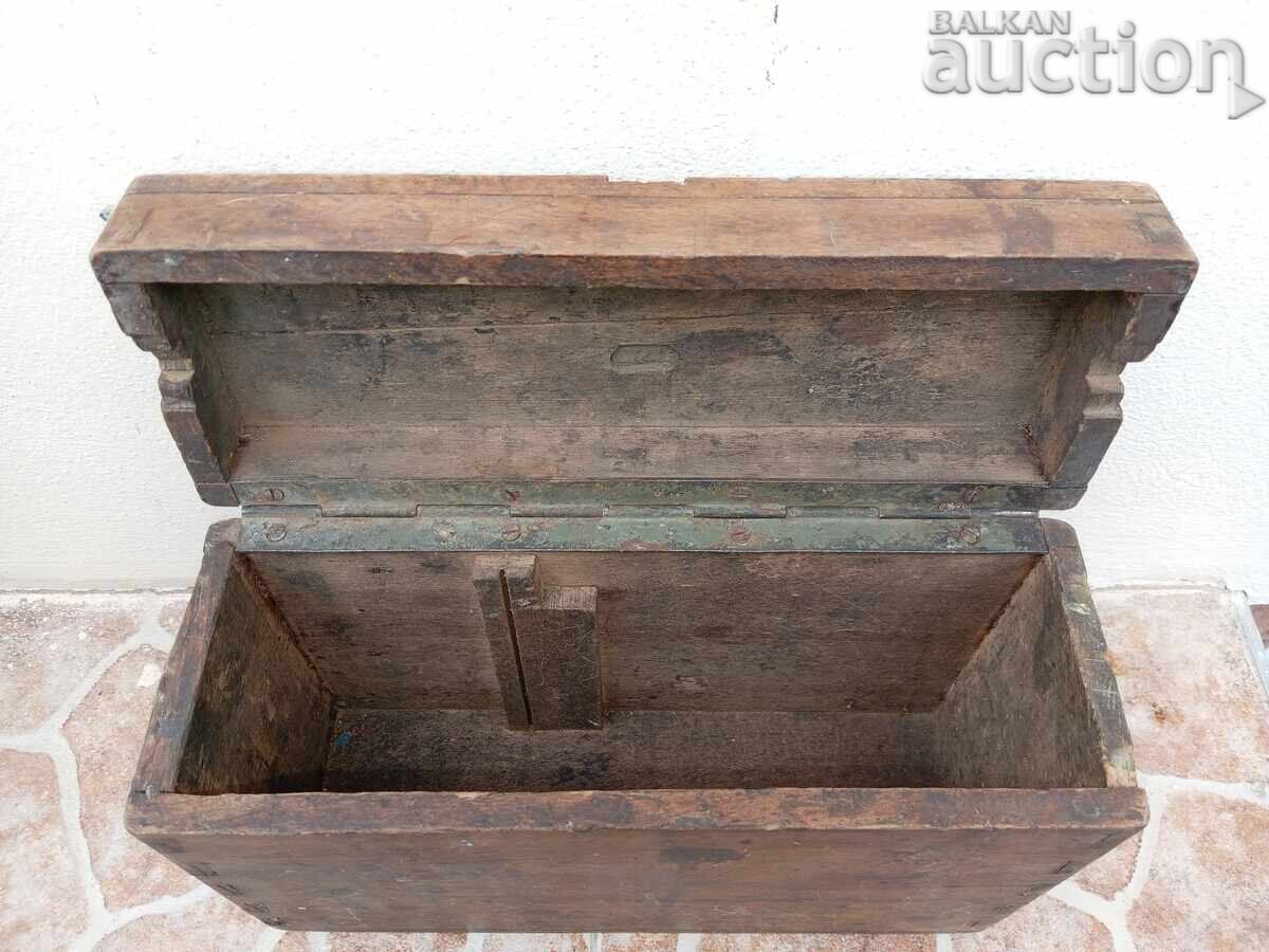 Auction  wooden box from an old military field telephone WW1 WWI