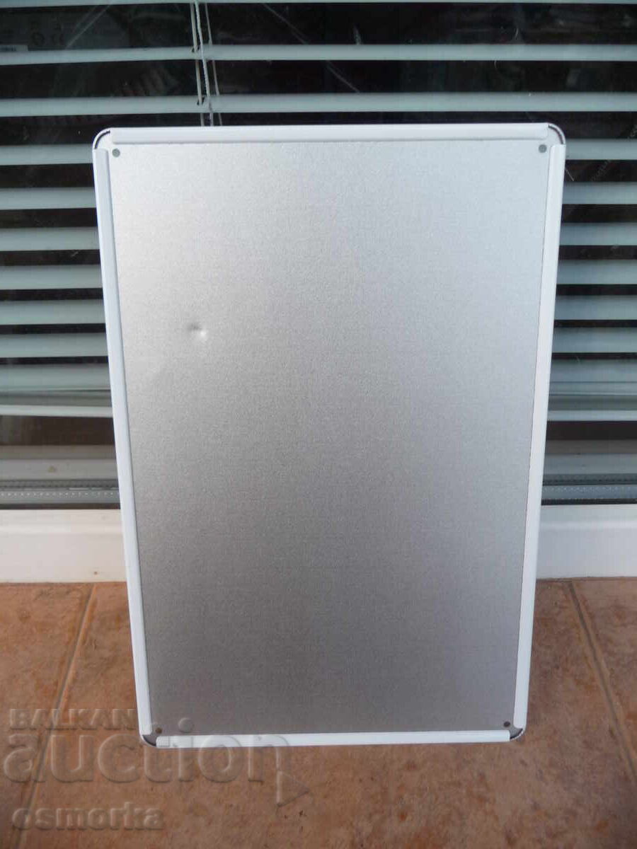 Δημοπρασία Κουμπί πόρτας μπάλας ποδοσφαίρου ερωτικού ποδοσφαιριστή με μεταλλικό σημάδι Δημοπρασία Κουμπί πόρτας μπάλας ποδοσφαίρου ερωτικού ποδοσφαιριστή με μεταλλικό σημάδι