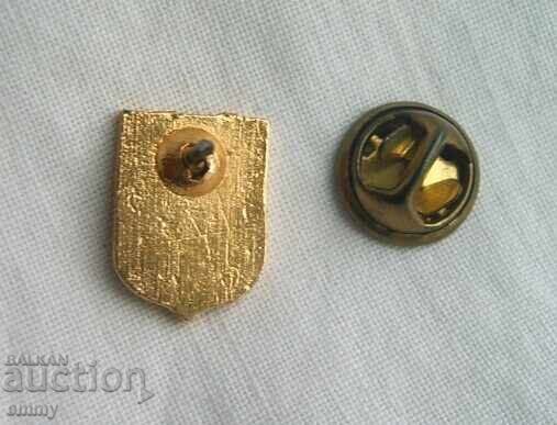 Football badge - FC Dubbeldam, Netherlands with price 4.50 BGN | € 2.30 Football badge - FC Dubbeldam, Netherlands with price 4.50 BGN | € 2.30