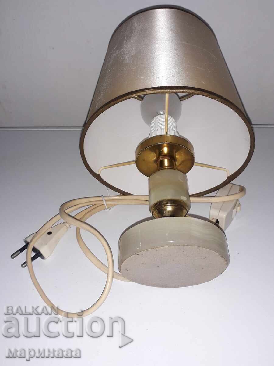 Livrarea LAMPĂ. ONIX, ALAMA