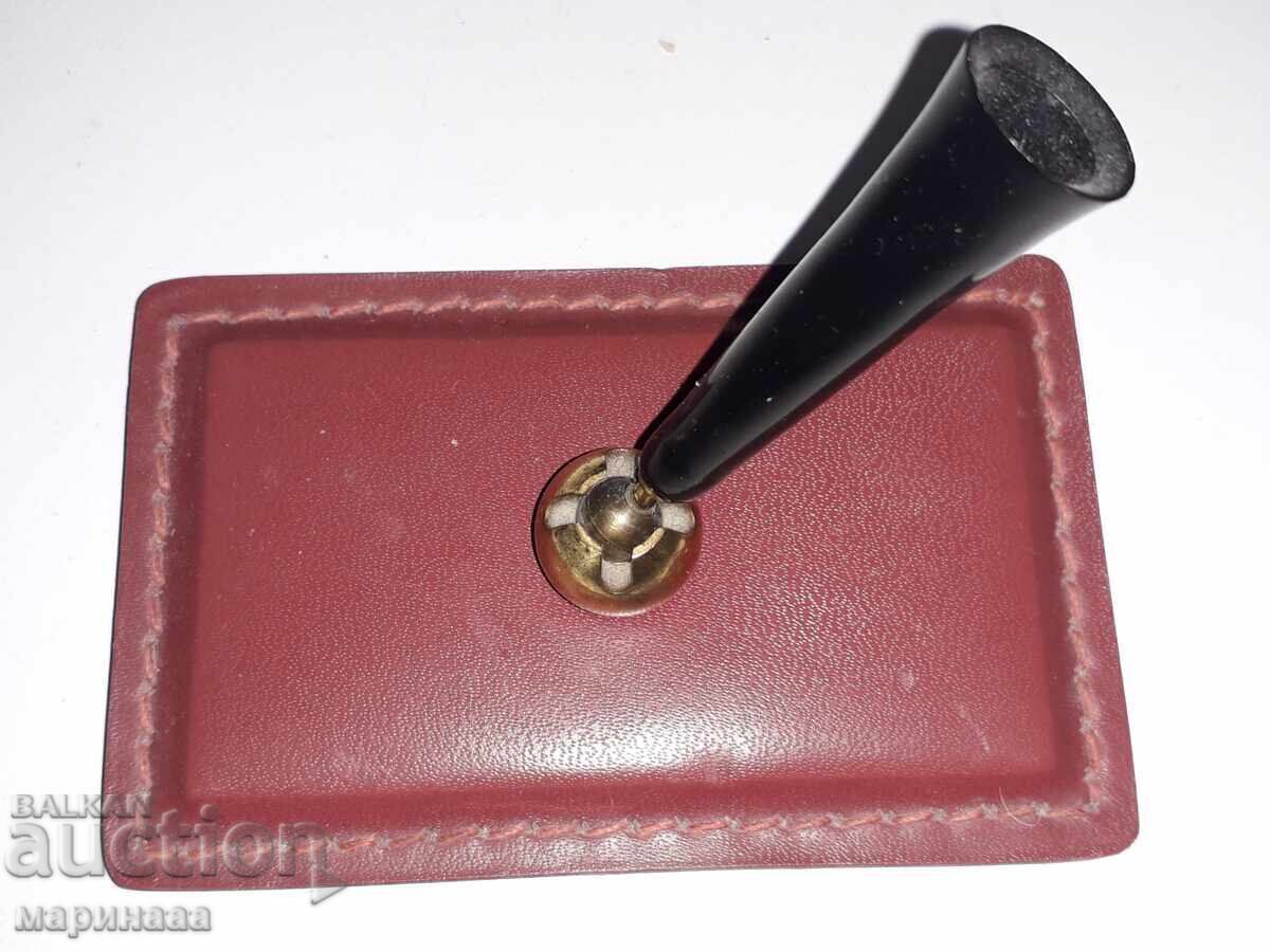 OLD CHEMICAL DISPLAY with price 4.00 BGN | € 2.05 OLD CHEMICAL DISPLAY with price 4.00 BGN | € 2.05