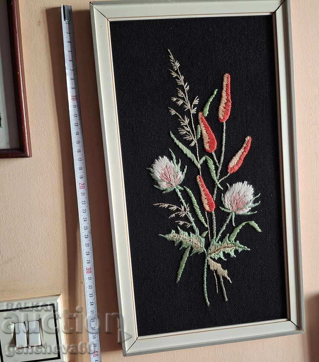 Stylish beautiful embroidered tapestry 23/40cm. picture with price € 12.00 | 23.47 BGN