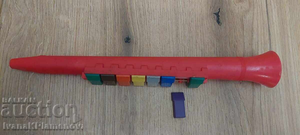 Auction Retro toy, one key has fallen off Auction Retro toy, one key has fallen off