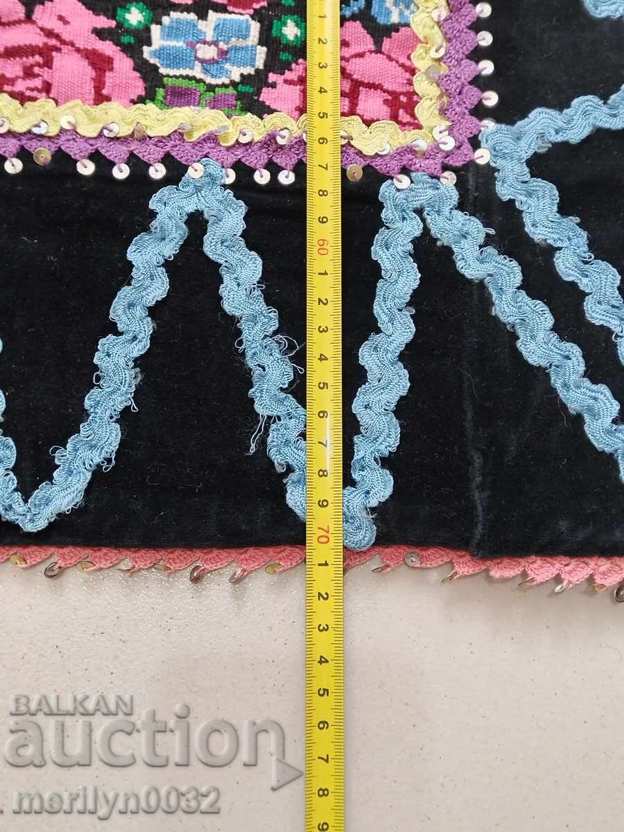 Delivery of Old woven embroidered embroidered apron wear sukman Delivery of Old woven embroidered embroidered apron wear sukman