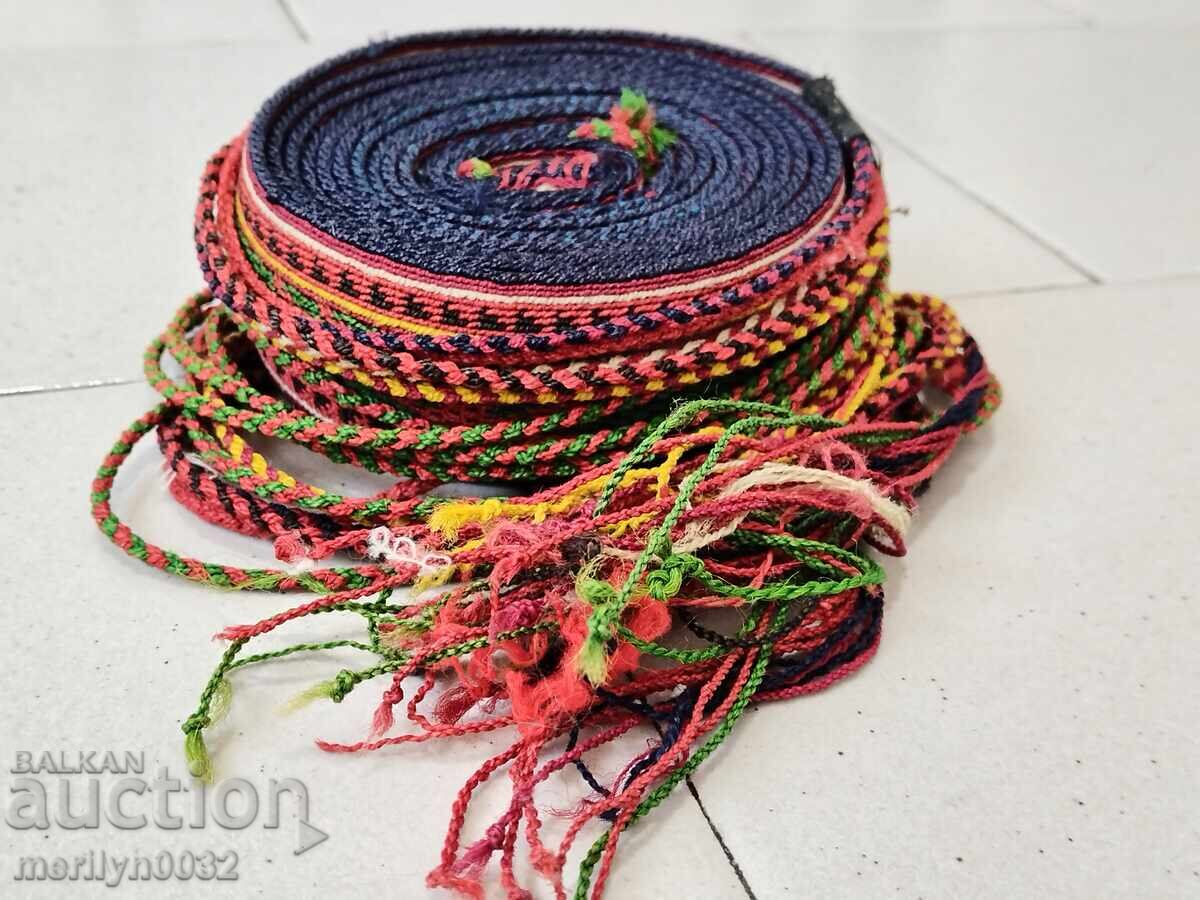 Auction Old hand-woven belt from the beginning of the 20th century, costume, length 3.37 meters Auction Old hand-woven belt from the beginning of the 20th century, costume, length 3.37 meters