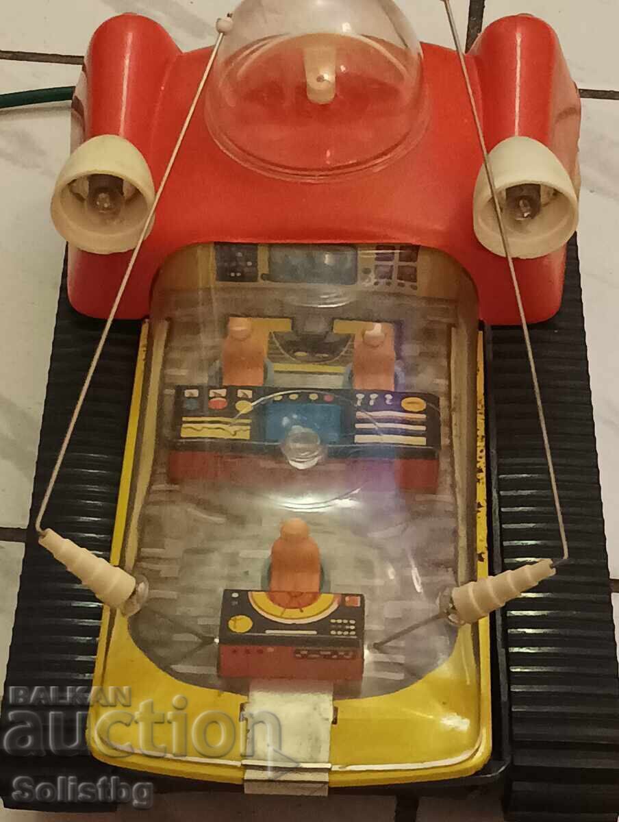 Стара играчка Планетоход, СССР. с цена 160.00 лв. | € 81.81 Стара играчка Планетоход, СССР. с цена 160.00 лв. | € 81.81