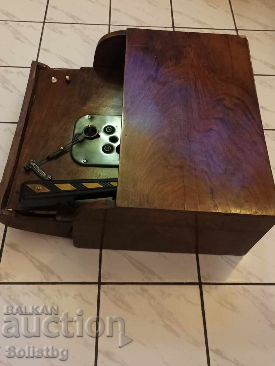 Old, vintage DUAL turntable, Germany. - 7 Old, vintage DUAL turntable, Germany. - 7