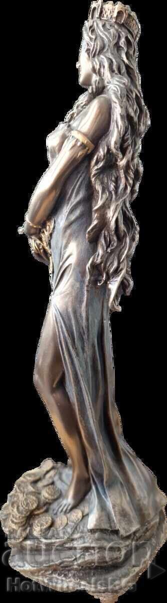 Bronze Statuette - 5 Bronze Statuette - 5