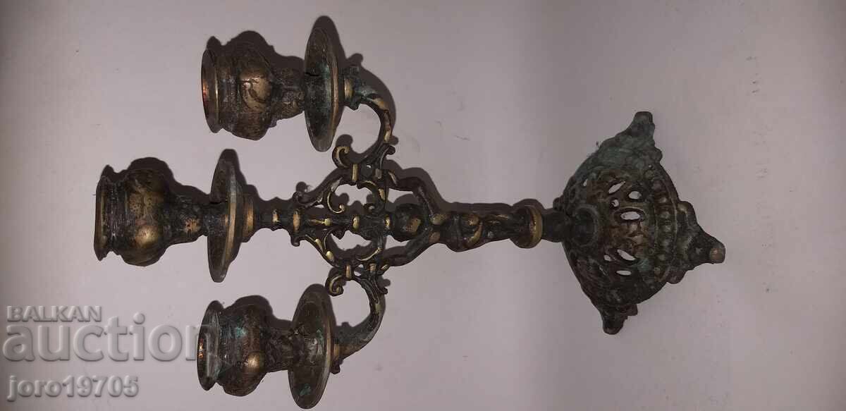 Delivery of OLD MASSIVE BRONZE CANDLEHOLDER Delivery of OLD MASSIVE BRONZE CANDLEHOLDER