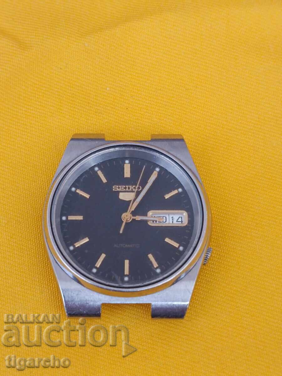 Seiko 5 watch with price 90.00 BGN | € 46.02 Seiko 5 watch with price 90.00 BGN | € 46.02