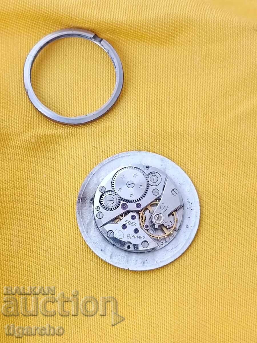 Машинка за часовник Восток с цена 15.00 лв. | € 7.67 Машинка за часовник Восток с цена 15.00 лв. | € 7.67