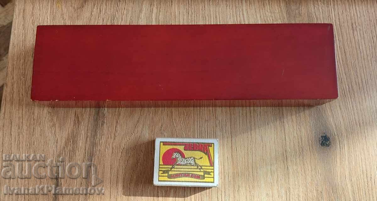 Wooden jewelry box for connoisseurs - 7 Wooden jewelry box for connoisseurs - 7