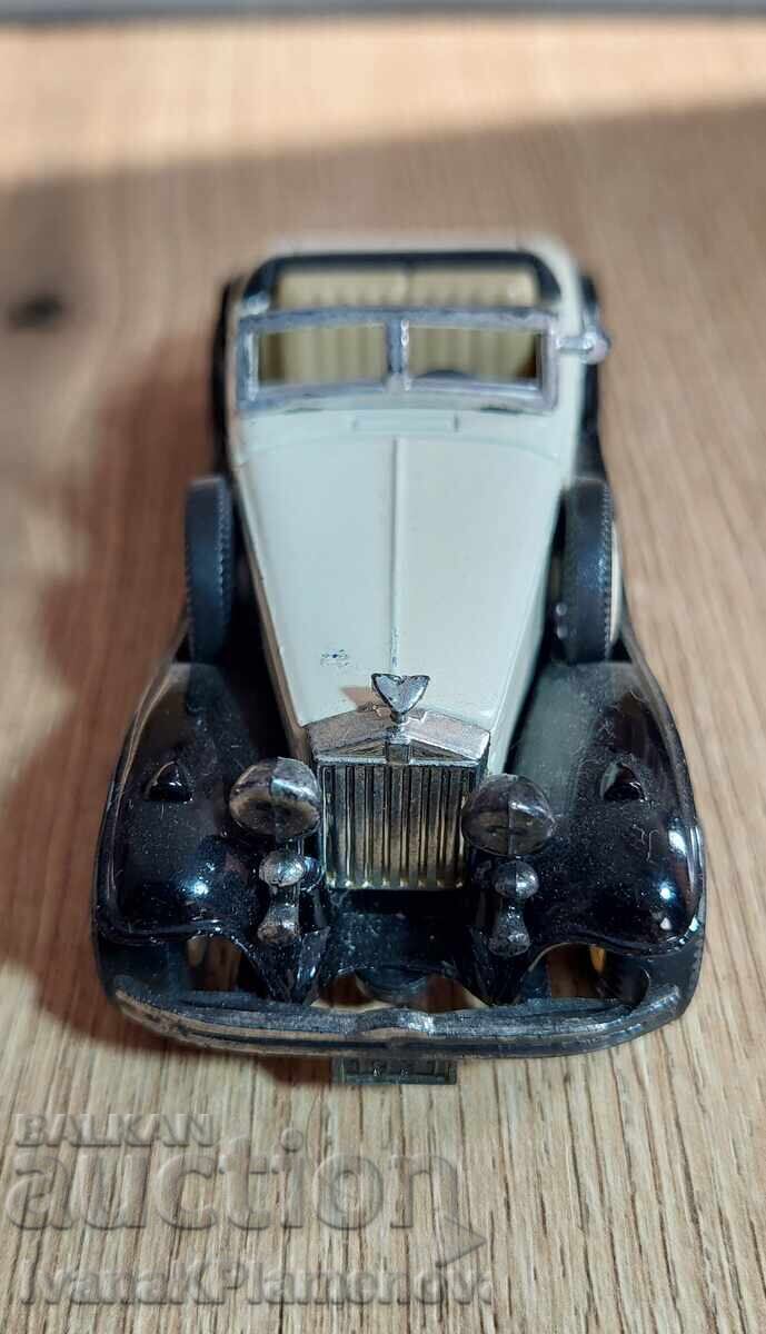 Livrarea Cărucior metalic pentru colecționari