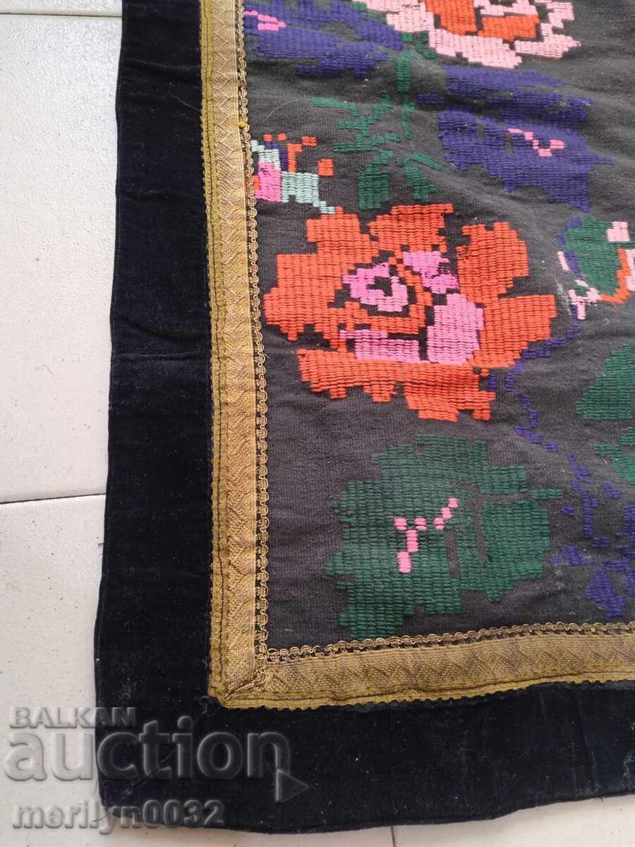 Old apron tinsel embroidery, costume, cloth with price 129.00 BGN | € 65.96 Old apron tinsel embroidery, costume, cloth with price 129.00 BGN | € 65.96