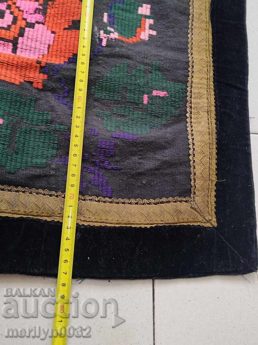 Delivery of Old apron tinsel embroidery, costume, cloth Delivery of Old apron tinsel embroidery, costume, cloth