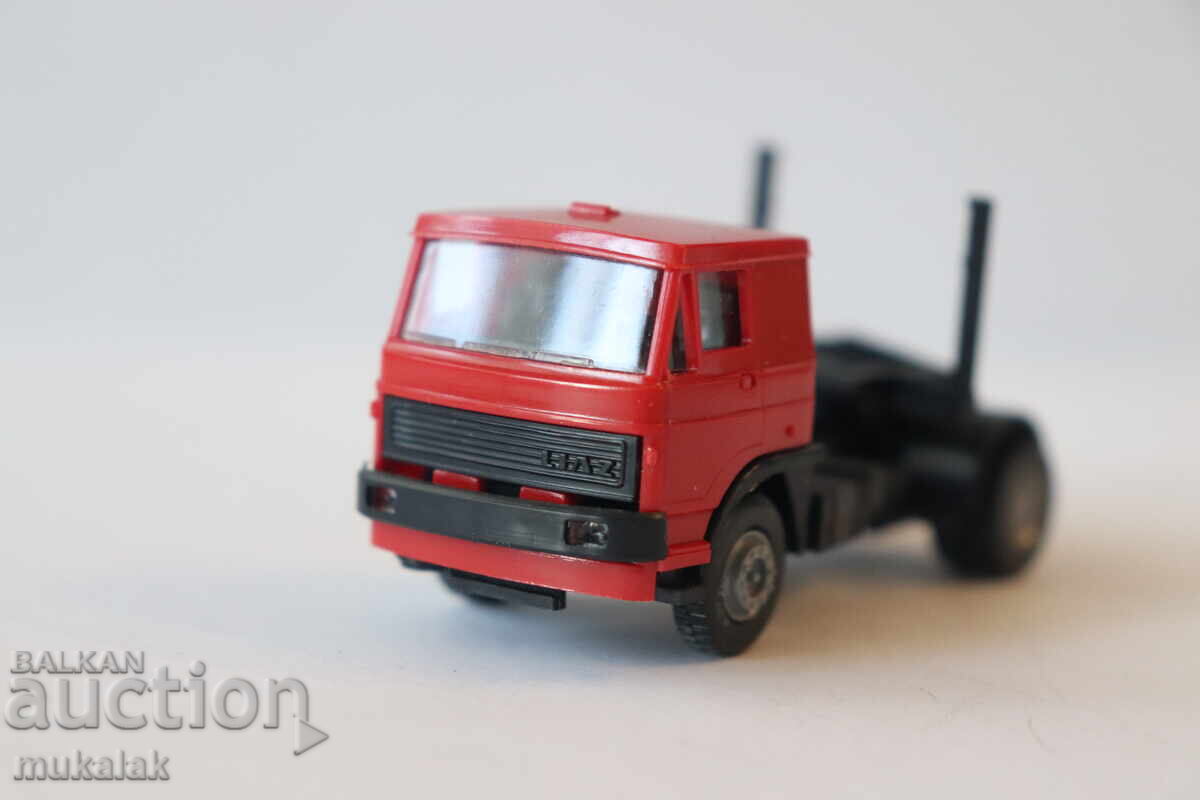 IGRA H0 1/87 LIAZ SKODA TRUCK MODEL TROLLEY TOY with price 20.00 BGN | € 10.23 IGRA H0 1/87 LIAZ SKODA TRUCK MODEL TROLLEY TOY with price 20.00 BGN | € 10.23
