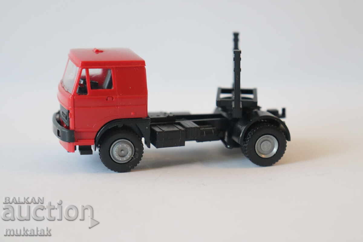 IGRA H0 1/87 LIAZ SKODA TRUCK MODEL TROLLEY TOY IGRA H0 1/87 LIAZ SKODA TRUCK MODEL TROLLEY TOY