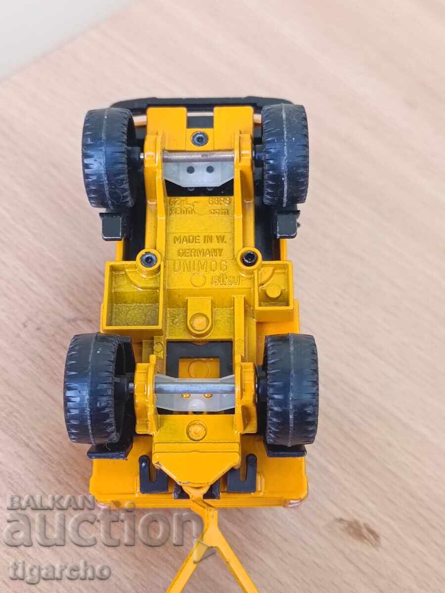 Mercedes metal truck - 6