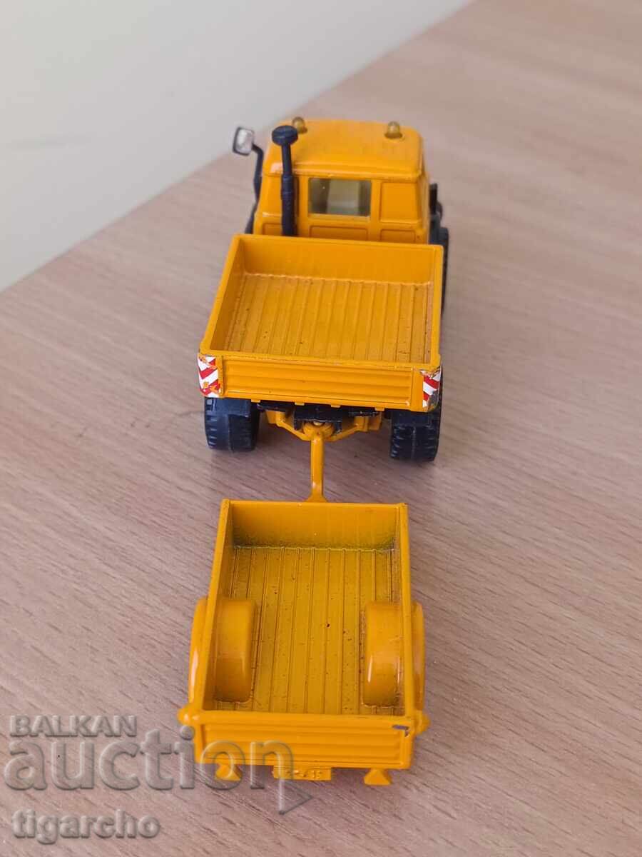 Mercedes metal truck - 7