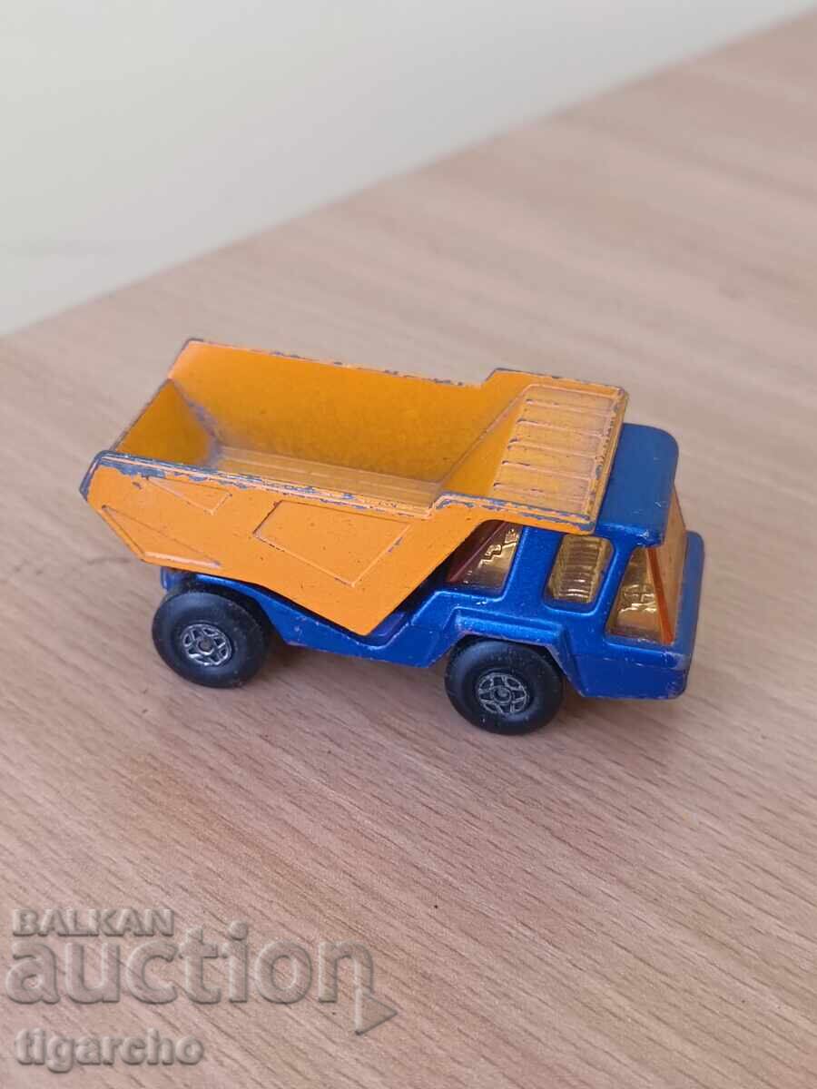 Δημοπρασία Μεταλλικό φορτηγό σπιρτόκουτο Δημοπρασία Μεταλλικό φορτηγό σπιρτόκουτο