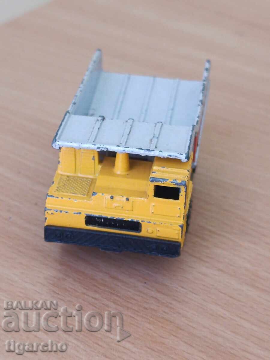 Metal matchbox toy with price 25.00 BGN | € 12.78 Metal matchbox toy with price 25.00 BGN | € 12.78