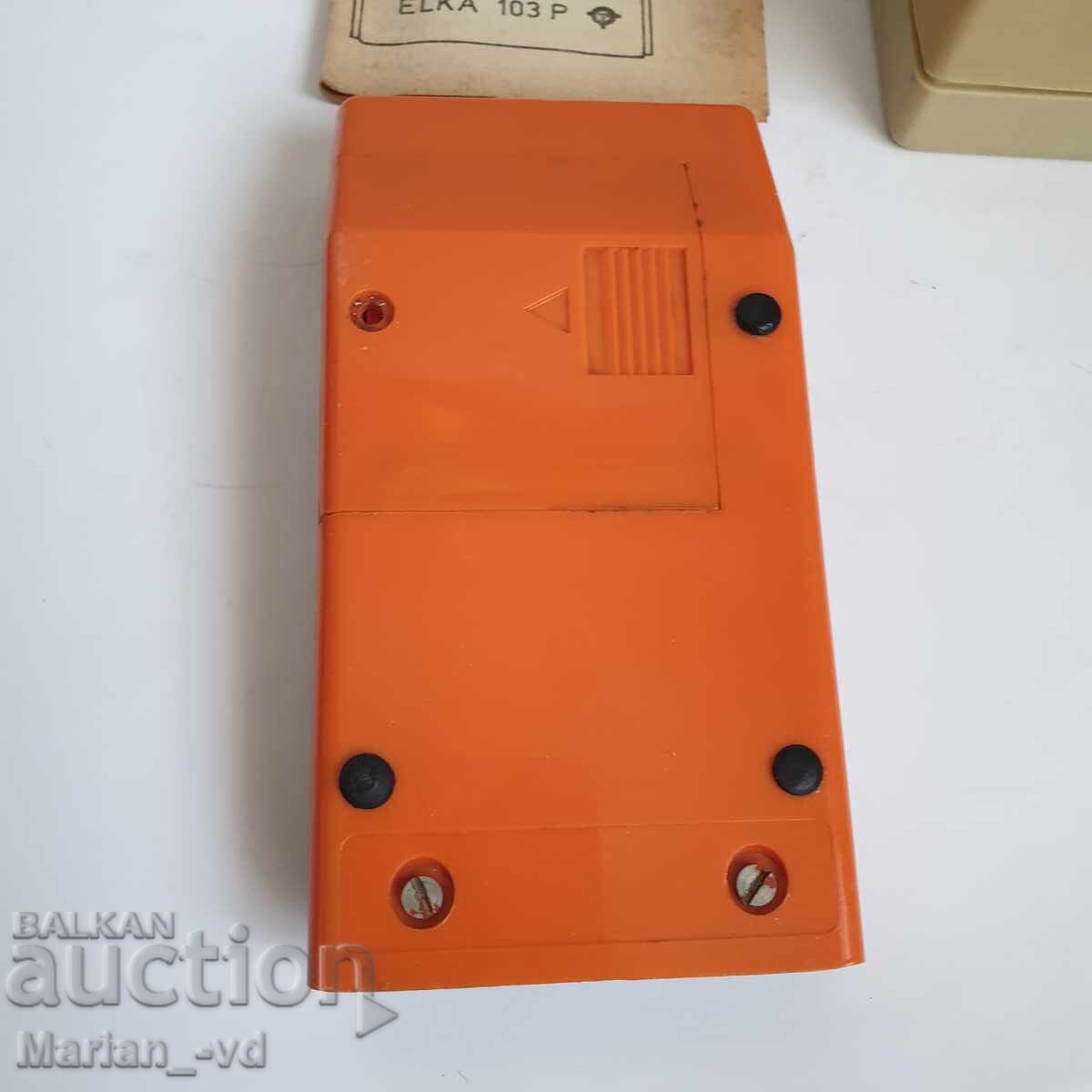 Delivery of Old Elka 101 calculator Delivery of Old Elka 101 calculator